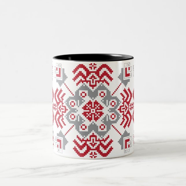 Lettiska auseklis folkart geometrisk medallion Två-Tonad mugg (Center)