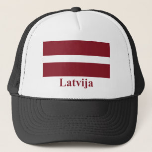 Lettland flagga med namn i lettiskt keps