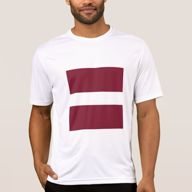 Lettland flagga t shirt (Framsida)