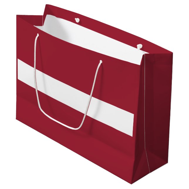 Lettlands flagga (Framsidan Vinklad)