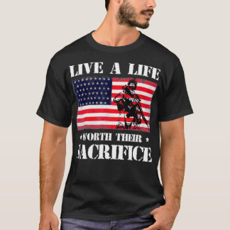 Lev ett liv värt deras offrande veterandag Mill T Shirt