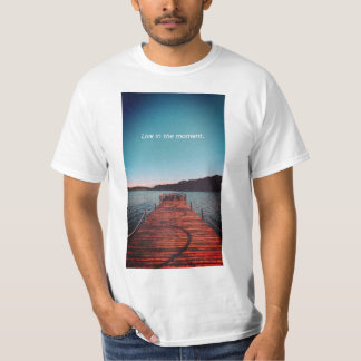 Lev i Moment - Embrace Life Now" T Shirt