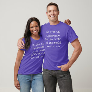 Lev i okunnighet Grundläggande svart t-shirt