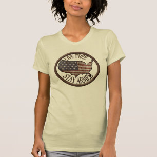 Lev kostnadsfri kvarhållningsbeväpnad patriotisk d t shirt