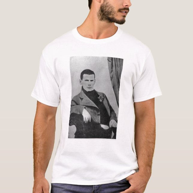 Lev Nikolaevich Tolstoy som en student Tee (Framsida)
