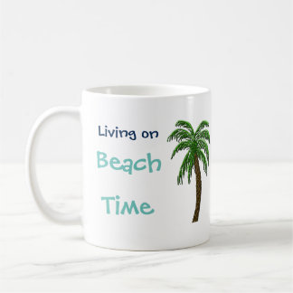 Lev på Beach Time Handflatan Träd Anpassningsbar T Kaffemugg