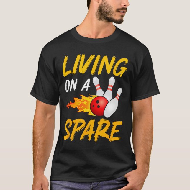 Lev på Strejka Bowling Pin T Shirt (Framsida)