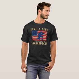 leva ett liv värt deras offer Veterans Day T Shirt