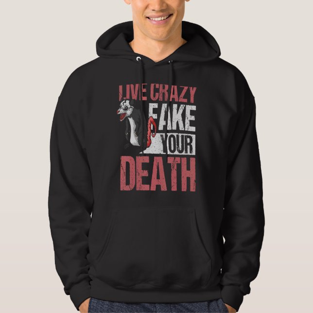Levande Crazy Fake din död Opossum Hoodie (Framsida)