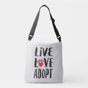 Levande. Kärlek. Adoptera älsklings- adoption Axelväska