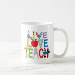 Levande kärlek undervisar kaffemugg