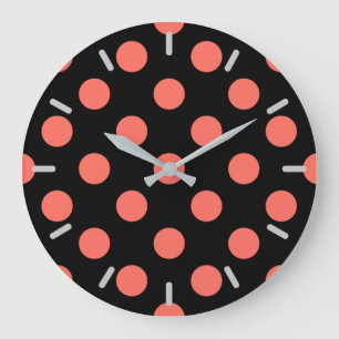 Levande korall polka dots på svart stor klocka