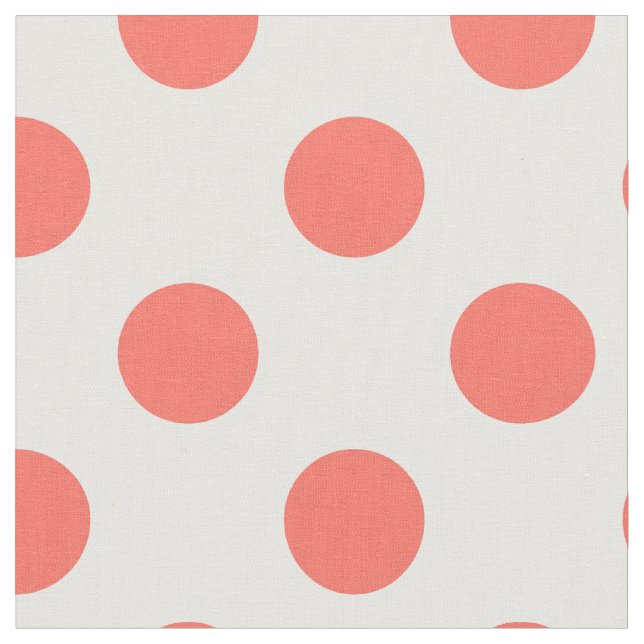 Levande korall polka dots på vitt tyg (Närbild)