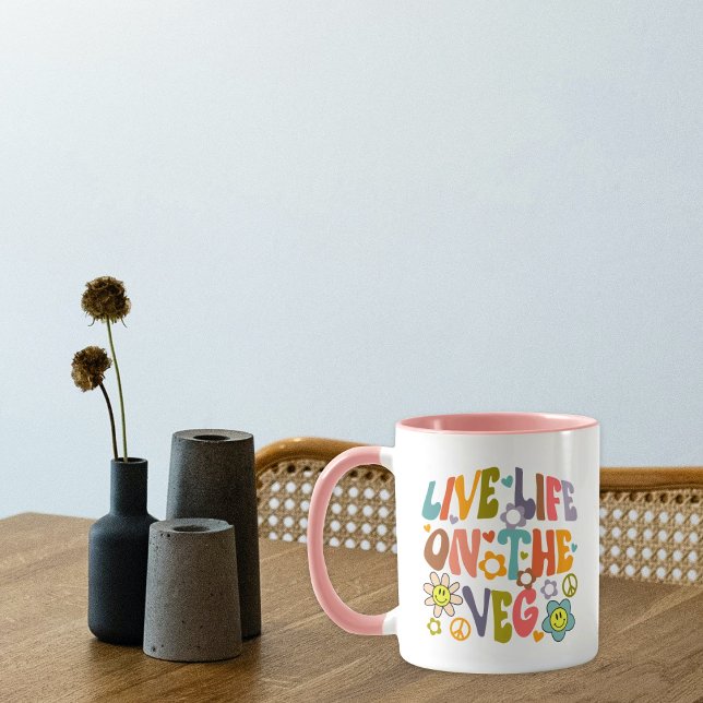 Levande liv på Veg, Trendiget Flowers Retro Vegan Mugg (Skapare uppladdad)