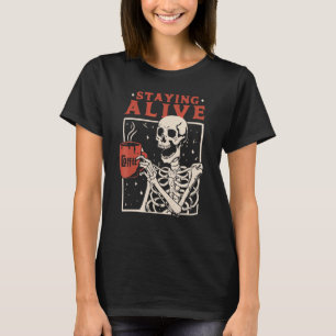Levande Skelett Dricker Kaffe Kuslig Stämning T Shirt