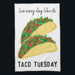 Levande varje dag som TACO TUESDAY White Kökshandduk<br><div class="desc">Dansa ditt kök med den här roligten taco towel. Gör en underbar hemmabio eller jubileumsgåva! Du kan anpassa den och även lägga till text. Kolla min affär efter mycket mer färg och mönster plus matchande köket saker!</div>