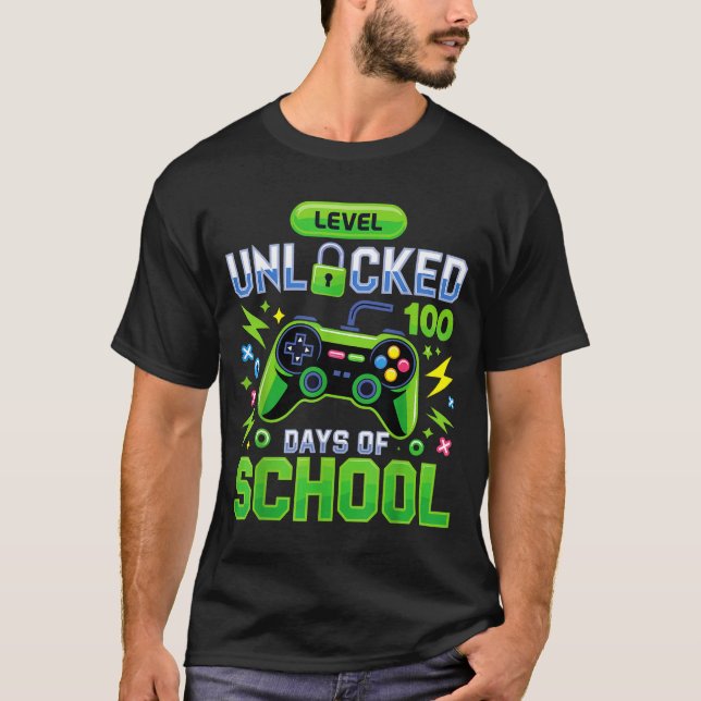 Level 100 Days Of School Unlocked Funny Video Game T Shirt (Framsida)