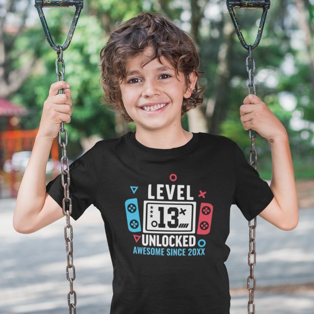 LEVEL 13 UNLOCKED Gamer Birthday – Custom Year T Shirt (Skapare uppladdad)