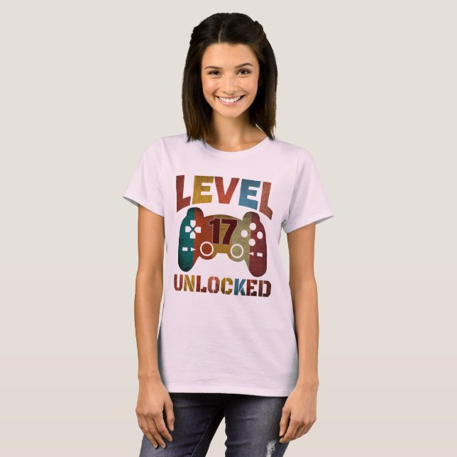 LEVEL 17 UNLOCKED T-Shirt (Hel framsida)