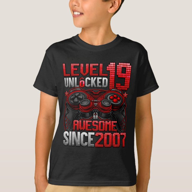 Level 19 Unlocked 19 Year Old Boys 19th Birthday B T Shirt (Framsida)
