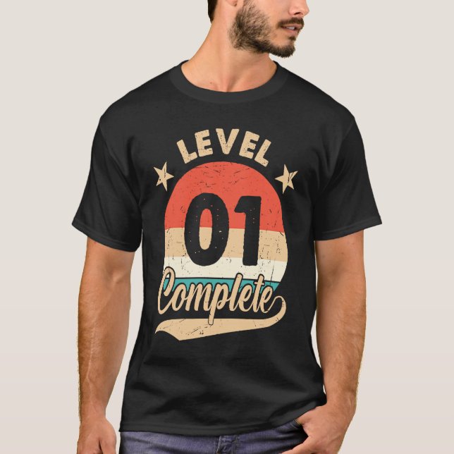 Level 1 Complete  1st Wedding Anniversary for Him  T Shirt (Framsida)