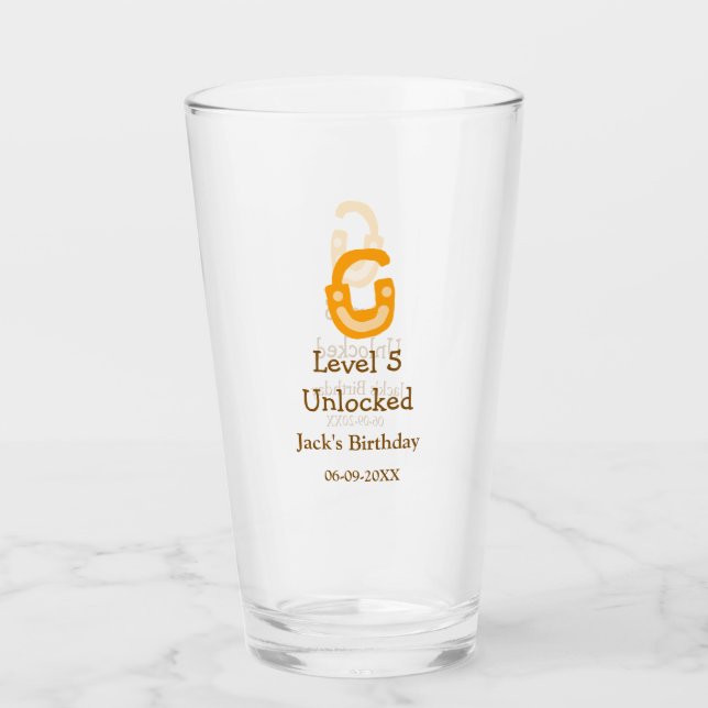 Level 5 unlocked lock orange brown happy birthday  glaskopp (Framsida)