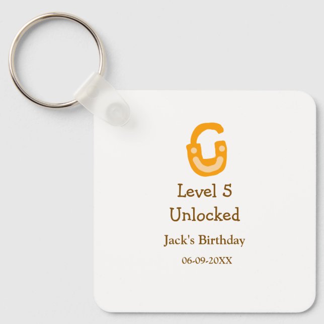 Level 5 unlocked lock orange brown happy birthday  nyckelring (Framsida)