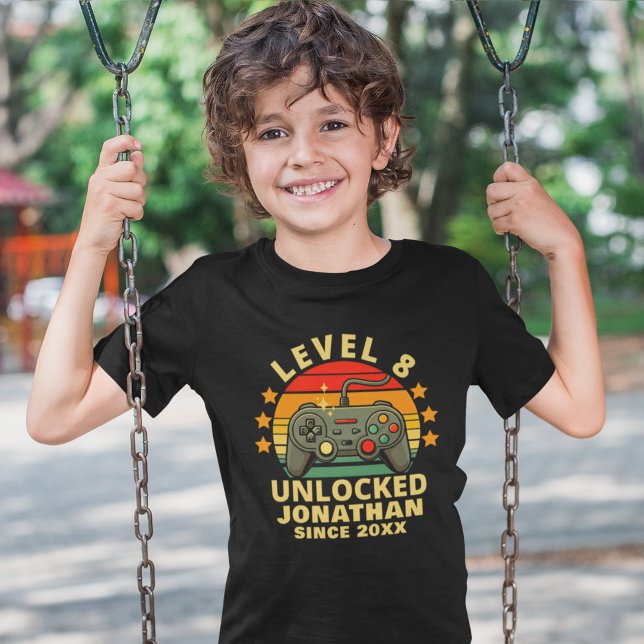 Level 8 Unlocked Gamer Boy Birthday  T Shirt (Skapare uppladdad)