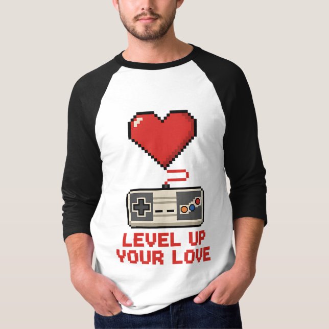 Level Up Your Love, Retro Pixel Gaming Design T Shirt (Framsida)