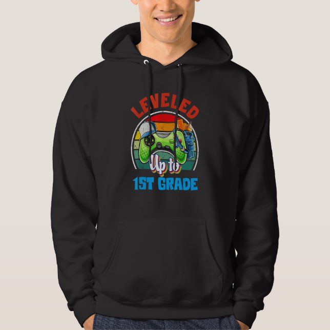 Leveled Up To 1st Grade Gamer Back To School First Hoodie (Framsida)