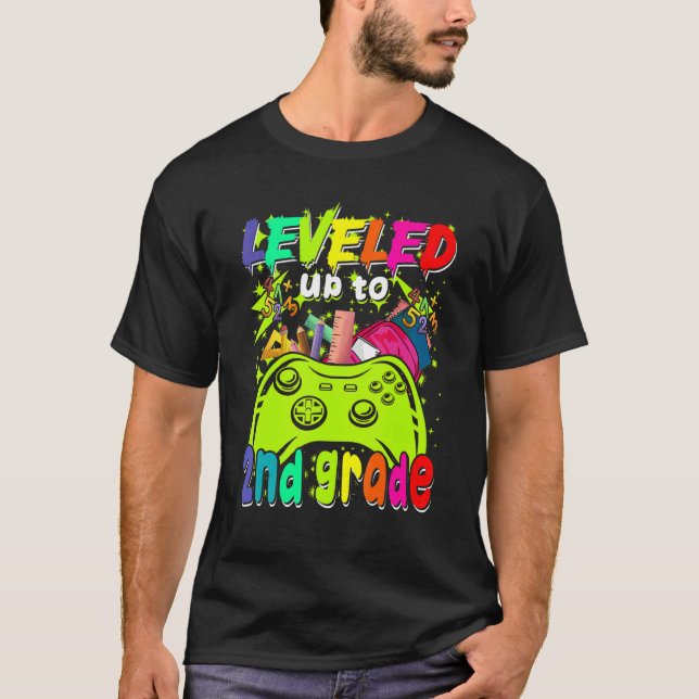 Leveled Up To 2nd Grade Gamer Back To School First T Shirt (Framsida)
