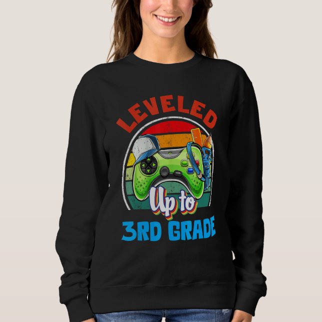 Leveled Up To 3rd Grade Gamer Back To School First T Shirt (Framsida)