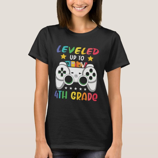 Leveled Up To 4th Grade  Gaming 3rd Grade Graduati T Shirt (Framsida)