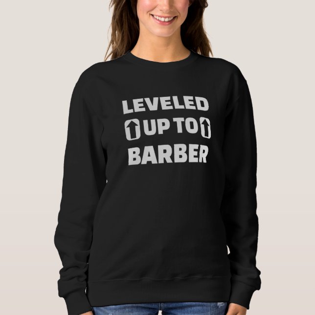 Leveled Up To Barber T Shirt (Framsida)