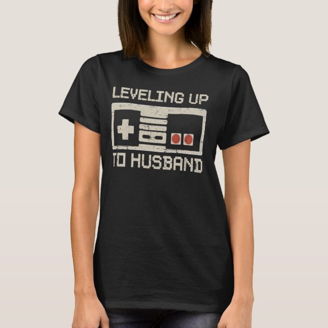 Leveling Up Till Make Gamer Retro Tee Sällskapsbro (Framsida)