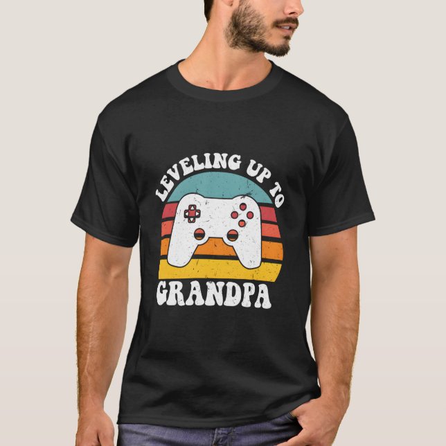 Leveling Up To Grandpa Grandpa T Shirt (Framsida)