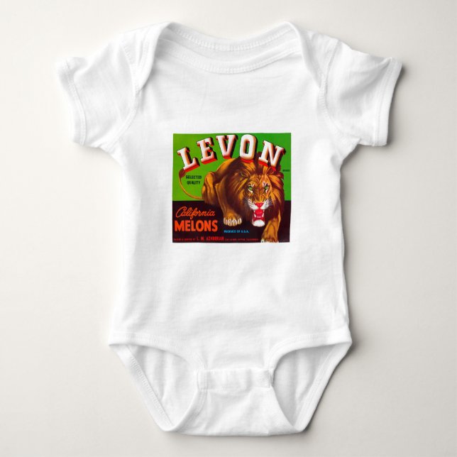 Levon Tee (Framsida)