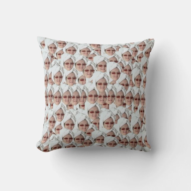 Lewis Capaldi Throw Cushion Kudde (Framsida)