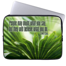 Lewis Cass Inspirational Quote "Doubt" Laptop Fodral