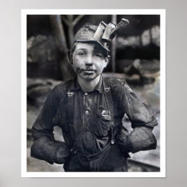 Lewis Wickes Hine - Porträtt vid Tipple Boy Poster