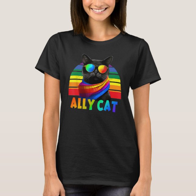 LGBT Ally Cat Be Kind Gay Rainbow  LGBTQ Flag Gay  T Shirt (Framsida)