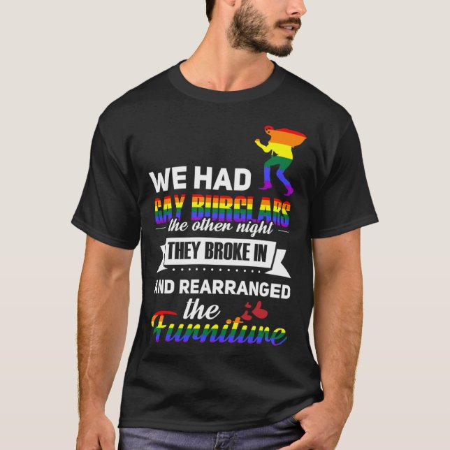 LGBT Gay Lesbian Bisexual Pride Burglars T Shirt (Framsida)