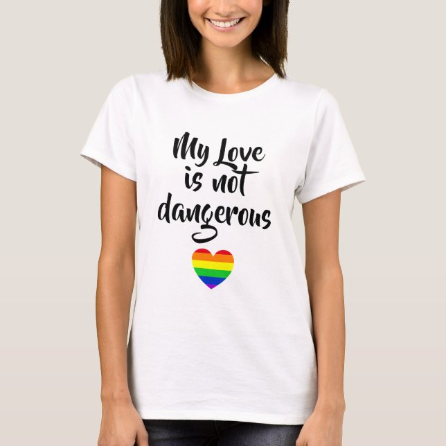 #LGBT #kärlek #pride #gay #lesbisk #parad T Shirt (Framsida)