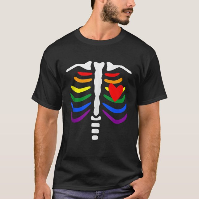 LGBT Pride Rib Cage Rainbow Skeleton Xray Funny LG T Shirt (Framsida)