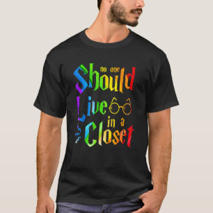 Lgbt Q Gay pride Proud Alle ingen ska bo i T Shirt