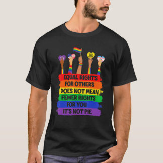 Lgbt Retro Fist Kärlek-lika Höger Det är inte ett  T Shirt