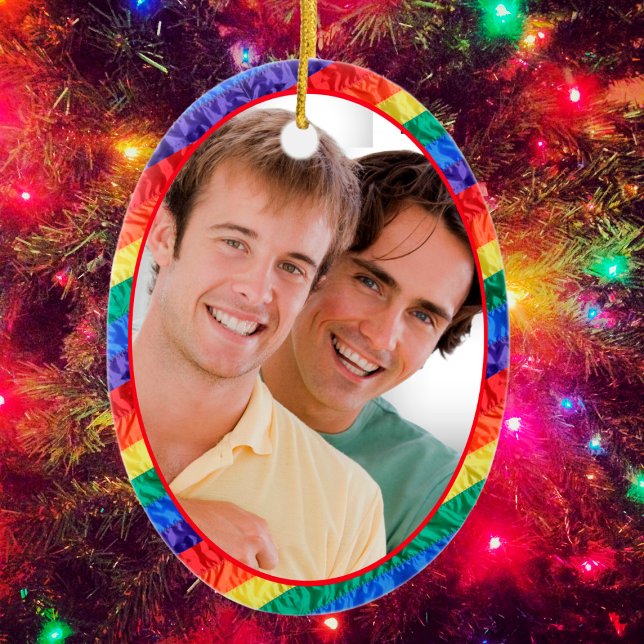 LGBTQ-anpassningsbarnas foto gay pride regnbåge fl Julgransprydnad Keramik (Skapare uppladdad)