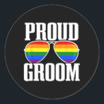 Lgbtq Bröllop - Gay pride Flagga - Groom Squad - P Runt Klistermärke<br><div class="desc">Lgbtq Bröllop - Gay pride Flagga - Groom Squad - Proud Groom</div>