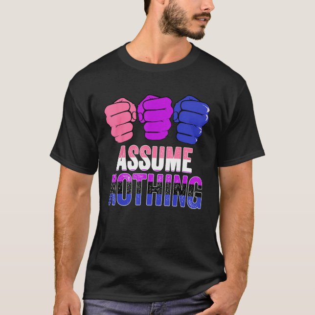 LGBTQ Genderfluid Pride Assume Nothing Gender Flui T Shirt (Framsida)