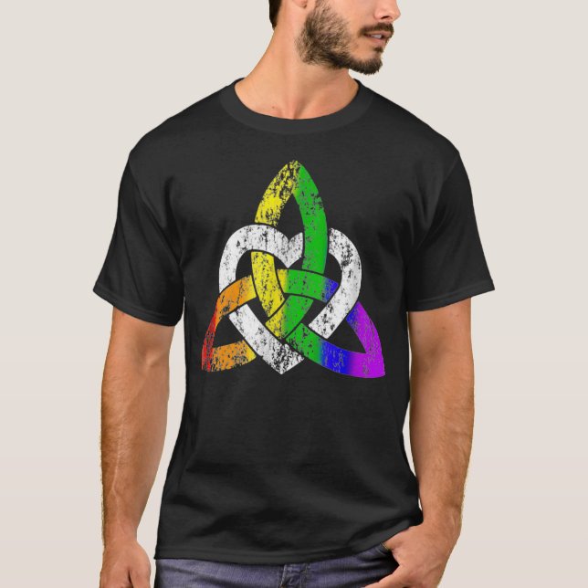 LGBTQ Irish Celtic Knot trinity hjärta gay St Patr T Shirt (Framsida)